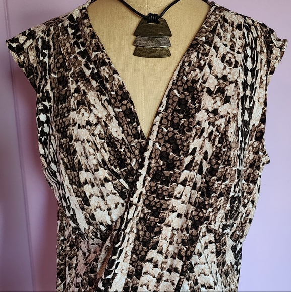 Dana Buchman Tops - Dana Buchman Top - Size Large